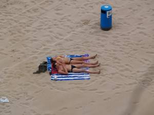 Candid-plaz-beach-voyeur-spying-girls-topless-b7cdoqkqza.jpg
