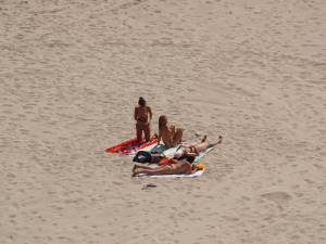 Candid plaz beach voyeur spying girls topless-g7cdopucmc.jpg
