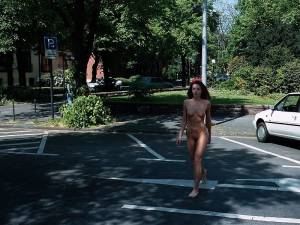 Nude In Public  Public Nudity Flashing Outdoor)-j7cfan4c7f.jpg