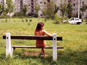 Nude In Public  Public Nudity Flashing Outdoor)-o7cex6d2w1.jpg