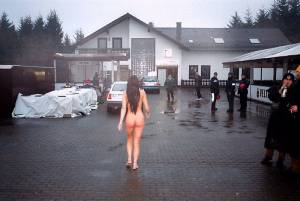Nude In Public  Public Nudity Flashing Outdoor)-g7cexr3x3s.jpg