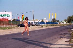 Nude In Public  Public Nudity Flashing Outdoor)-r7cfaf1sj4.jpg