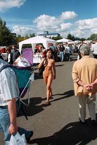 Nude In Public  Public Nudity Flashing Outdoor)-g7cexf6bui.jpg