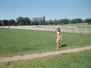 Nude In Public  Public Nudity Flashing Outdoor)-47cfamdgy1.jpg
