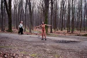 Nude In Public  Public Nudity Flashing Outdoor)-p7cexit5am.jpg