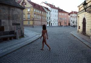 Nude In Public  Public Nudity Flashing Outdoor) PART 2-47cfav7qrt.jpg