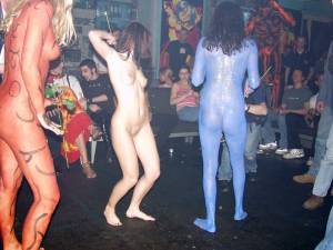 Nude In Public  Public Nudity Flashing Outdoor)-d7cexk7yvo.jpg