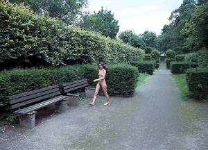 Nude-In-Public-Public-Nudity-Flashing-Outdoor%29-PART-2-07cfasa14z.jpg