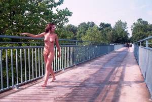 Nude In Public  Public Nudity Flashing Outdoor)-v7cex2jxfe.jpg