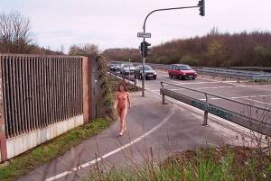 Nude In Public  Public Nudity Flashing Outdoor)-n7cex1fkeo.jpg