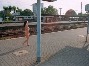 Nude In Public  Public Nudity Flashing Outdoor)-n7cexc17f5.jpg