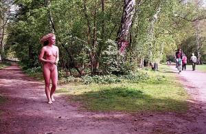 Nude In Public  Public Nudity Flashing Outdoor)-l7cfa4dmsv.jpg
