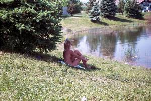 Nude In Public  Public Nudity Flashing Outdoor)-v7cfa6eidj.jpg