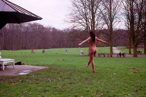 Nude In Public  Public Nudity Flashing Outdoor)-27cex0hxbj.jpg