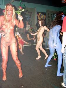 Nude In Public  Public Nudity Flashing Outdoor)-n7cexk6162.jpg