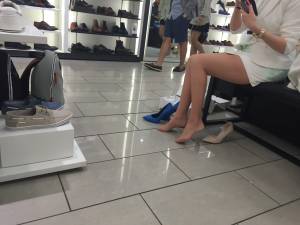 Pantyhose upskirt in shoe store-g7c37ti6wz.jpg