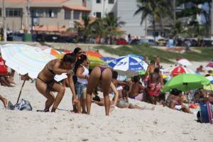 Rio-de-Janeiro%2C-Saquarema-Beach-o7c44da0mx.jpg