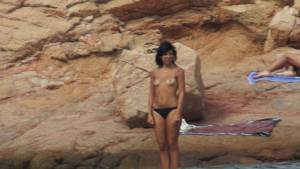 Sardinia-italy-brunette-teen-on-beach-voyeur-spy-x259-a7c46pbgp4.jpg