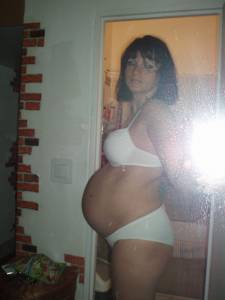 Pregnant-Wife-3453-47c87p5mya.jpg