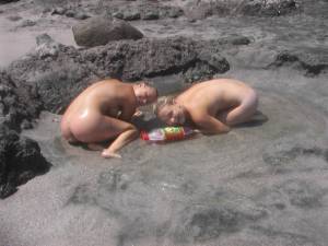 Wife Naked On Vacation-l7c88fa5ak.jpg