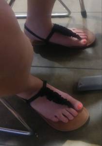 Wifes-Sexy-Sandaled-Feet-%5Bx29%5D-77c8pts60p.jpg