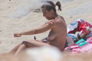 Spanish teen with big tits caught topless in Aliko, Naxosx7clk2fvb4.jpg