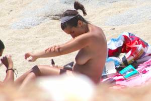 Spanish teen with big tits caught topless in Aliko, Naxos-w7clk1x20f.jpg