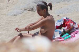 Spanish teen with big tits caught topless in Aliko, Naxos-r7clk2d7ai.jpg