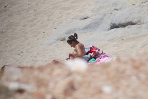 Spanish teen with big tits caught topless in Aliko, Naxos-y7clk2r5sv.jpg