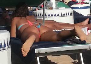 Italian girls on the beach mix-d7cn52smdw.jpg