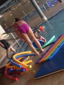 Spying my daughters swimteacher-17cpd1wujw.jpg