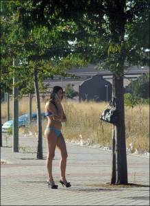 Streethookers Madrid (Villaverde)-b7cs4lffny.jpg