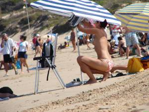 Dangerous Spying Topless Teens On The Beach [59 Pics]-h7da7o8nhj.jpg