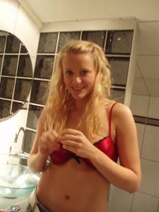 Helen-From-Norway-Sexy-Posing-%5Bx35%5D-h7dc81gpmj.jpg