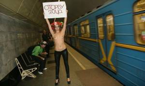 Femen-x124-d7dc61sjf2.jpg