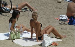 Topless girls on the beach (119 Pics)-d7dc3q752w.jpg