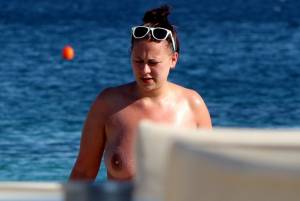Girl with big boobs caught topless in Ornos, Mykonosp7dc737wpy.jpg