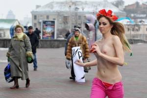 Femen x124-b7dc61cbya.jpg