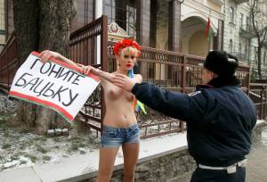 Femen x124-r7dc62f641.jpg