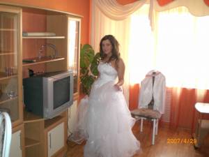Brunette Bride, Wedding Day (109 Pics)-47ddqb6b3j.jpg