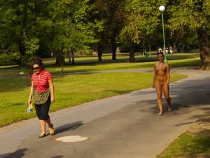 Nude In Public Collection 4654-b7d9w2osar.jpg