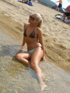 Hot Blonde Hot Vacation (69 Pics)-n7d9p25vc3.jpg