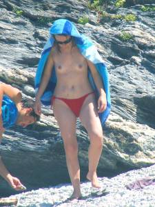 2009, Pelion Greece, nudist girl x19a7djv5ifc7.jpg