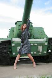 Julia B Tank (x98) 2912x436847dl9nhz26.jpg