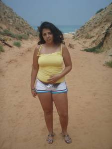Hot wife Latina in her holiday [x243]-67dm1c2hox.jpg