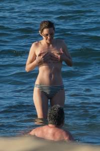 Marion Cotillard Nude, Topless Showing her Tits, Nipples, Pussy [x150]-b7dm4wli6v.jpg