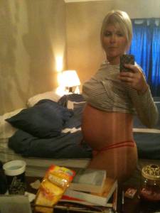 Sexy pregnant wife x72-t7dp875q6t.jpg