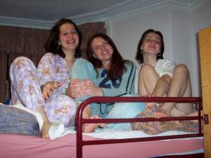 4 Horny Student Girls On Trip Roomatesv7dpup64mo.jpg