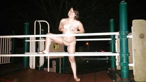 Latina Exhibitionist Naked in Public Flashing [x64]v7dtfj5sth.jpg