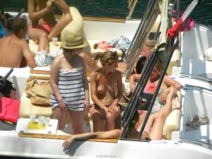 Boating-Day-in-France-Part-2-%5Bx70%5D-17dt5c7f0b.jpg